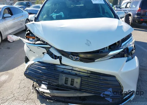 2021 Toyota Sienna Xle from USA, damaged, VIN 5TDYRKEC7MS004864